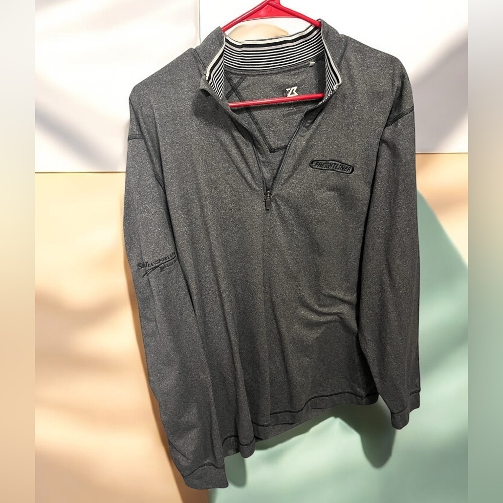 Freightliner  gray collars half zip jacket LARGE